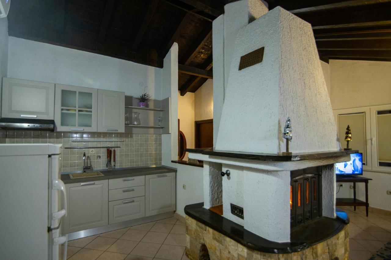 Holiday House Cvita บีโอกราดนาโมรู ภายนอก รูปภาพ